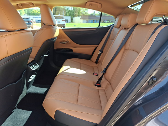 Certified 2025 Lexus ES 300h w/ Technology Package FWD image 10