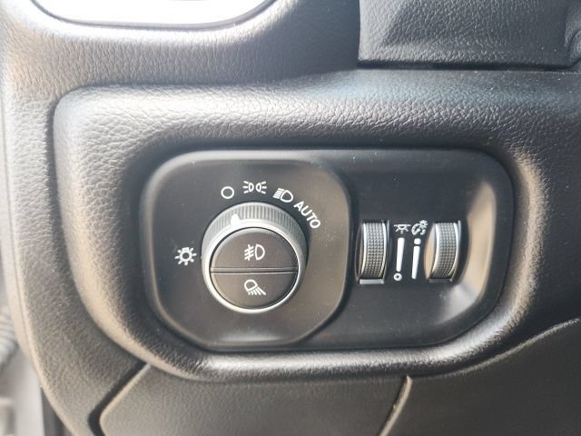 Used 2024 RAM 2500 Laramie w/ Safety Group AWD/4WD image 26