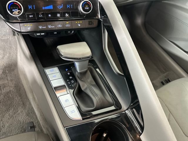 Certified 2023 Hyundai Elantra SEL w/ Convenience Package image 20