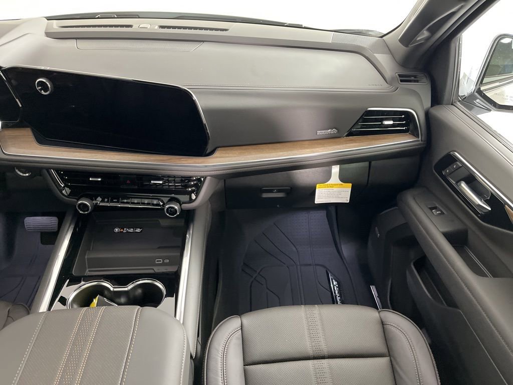 New 2026 Chevrolet Suburban High Country image 22