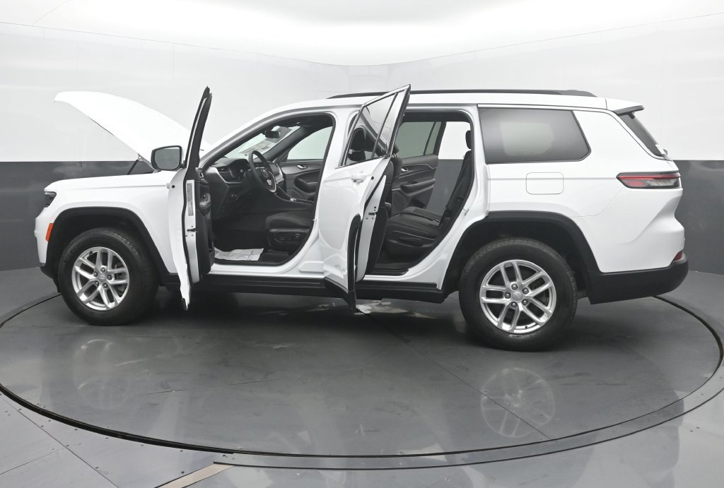 Used 2025 Jeep Grand Cherokee L Laredo w/ Luxury Tech Group I AWD/4WD image 60