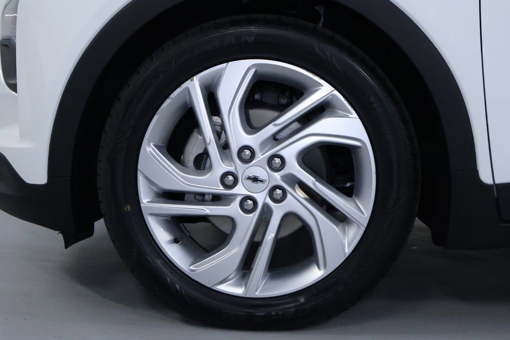 Used 2022 Chevrolet Bolt LT w/ Driver Confidence Package image 35