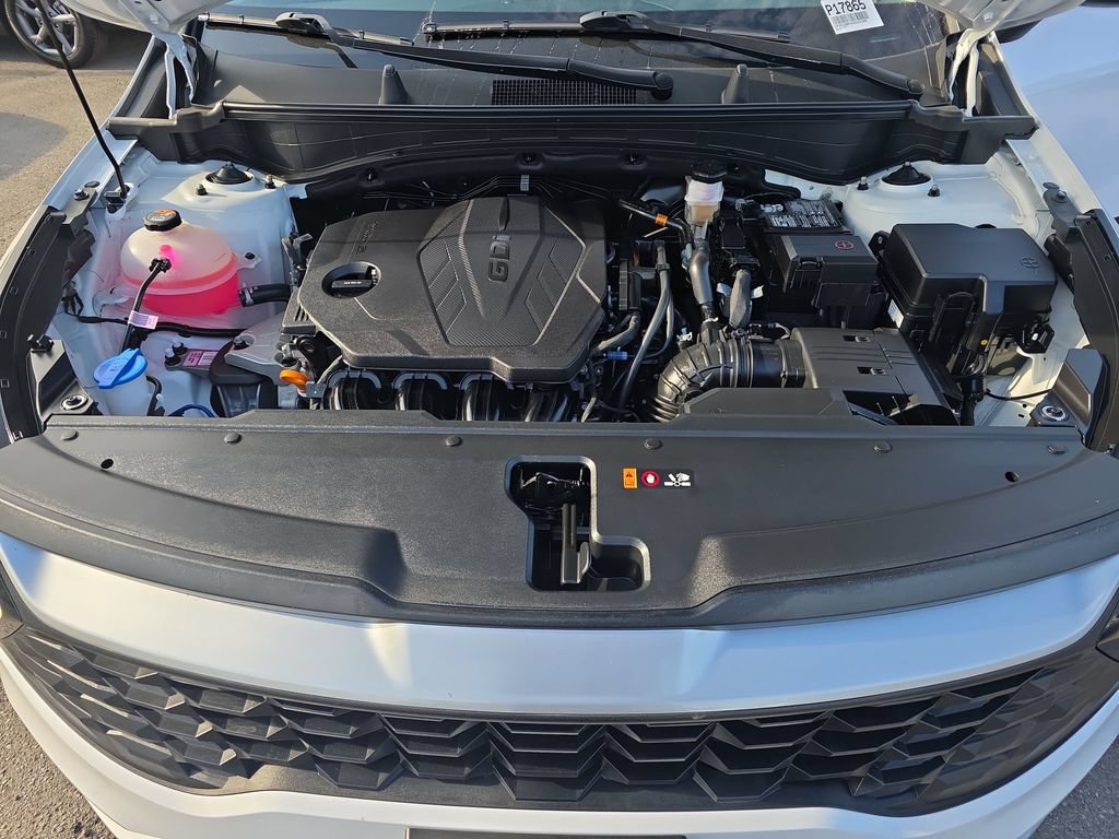 Used 2025 Kia Sportage LX FWD image 19