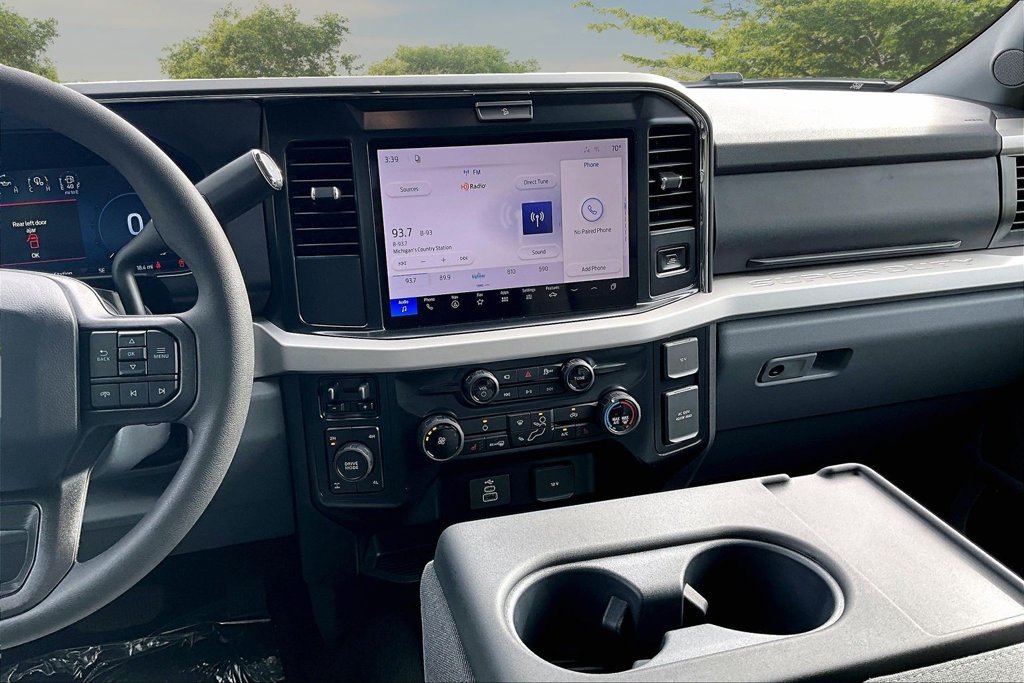 New 2027 Ford F250 XLT w/ XLT Premium Package AWD/4WD image 7