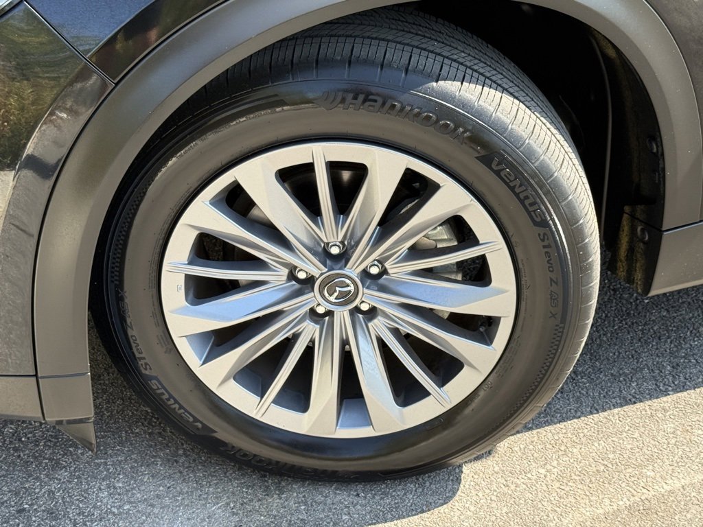 Used 2024 MAZDA CX-90 3.3 Turbo w/ Preferred Package image 12