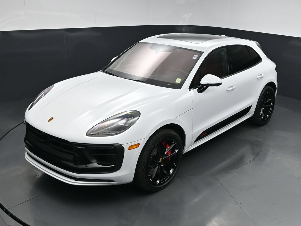 New 2026 Porsche Macan GTS AWD/4WD image 15