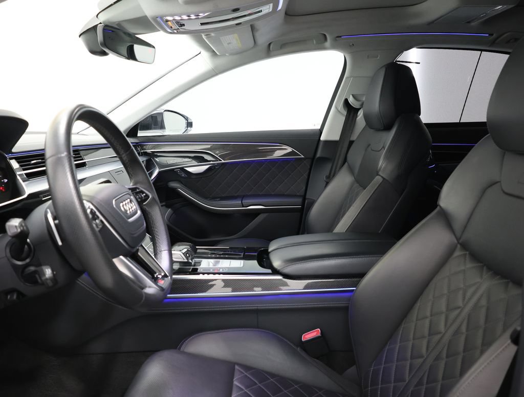 Used 2023 Audi S8 w/ S8 Comfort Plus Package AWD/4WD image 13