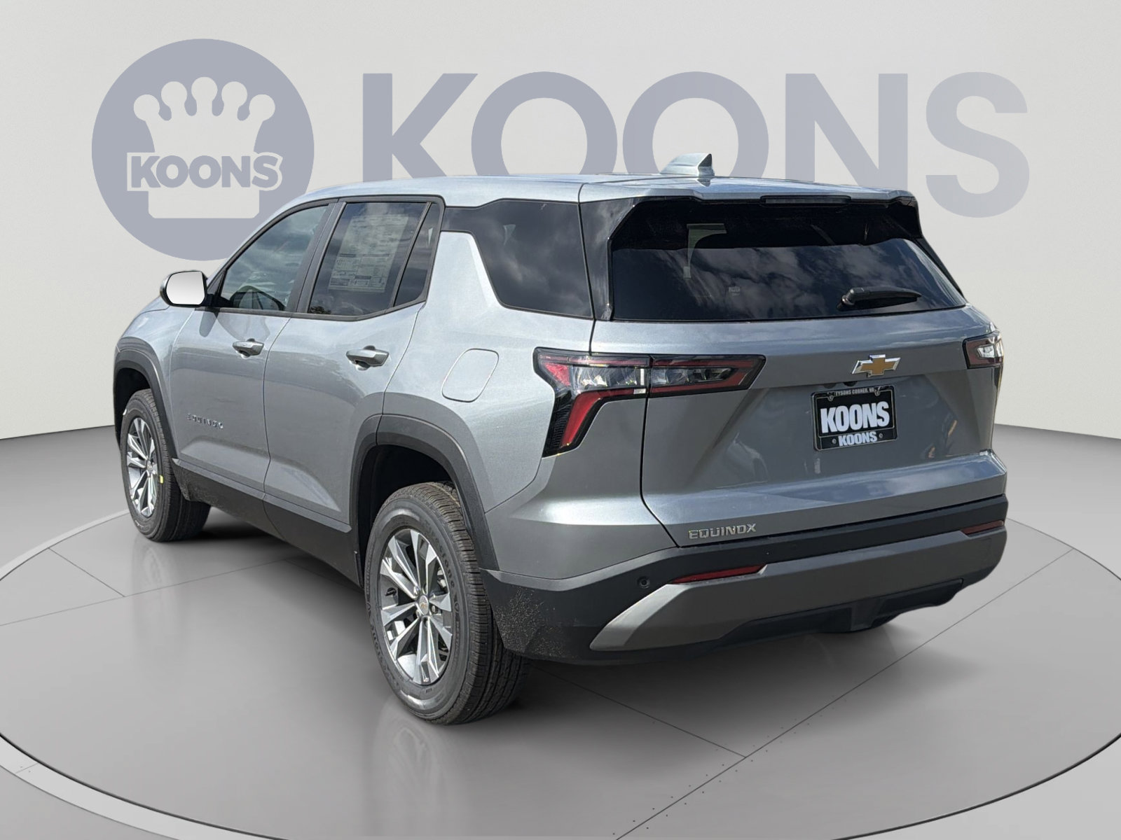 New 2027 Chevrolet Equinox LT FWD image 4