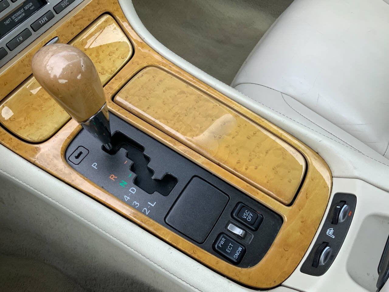Used 2002 Lexus SC 430 Convertible RWD image 12