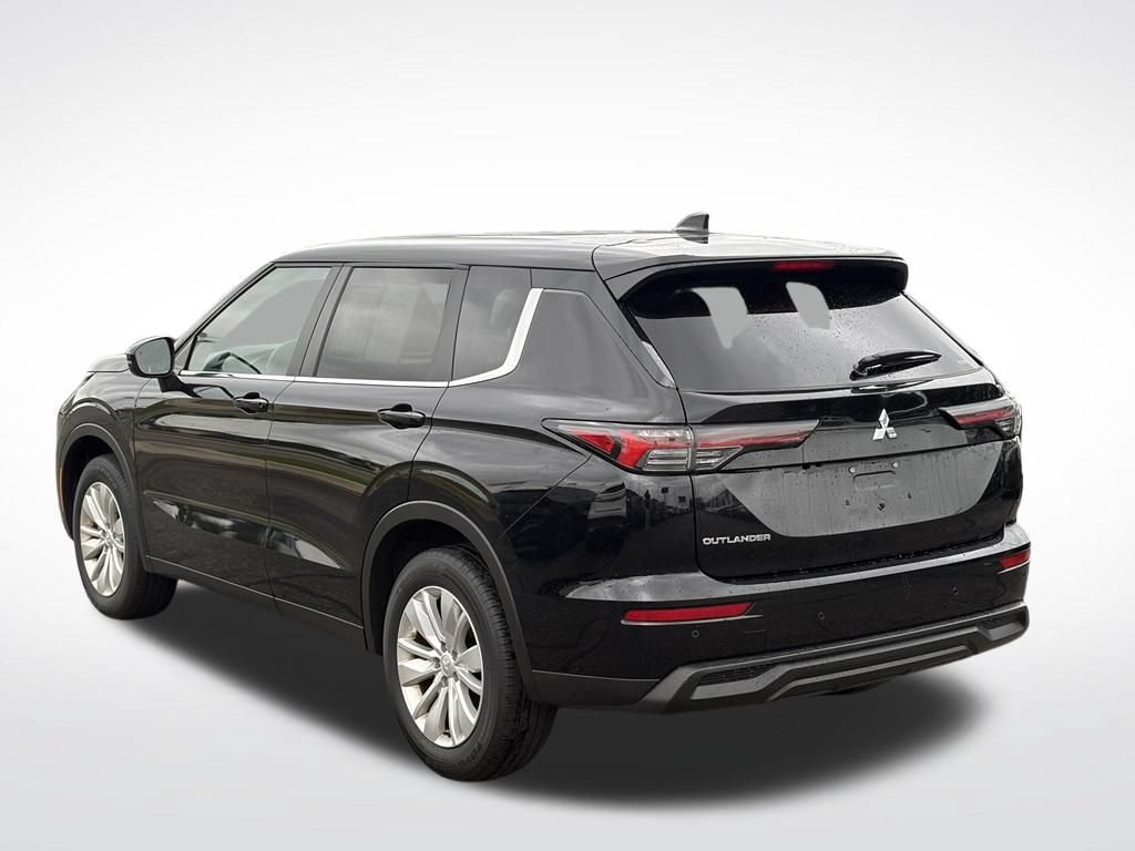 Used 2025 Mitsubishi Outlander ES AWD/4WD image 6