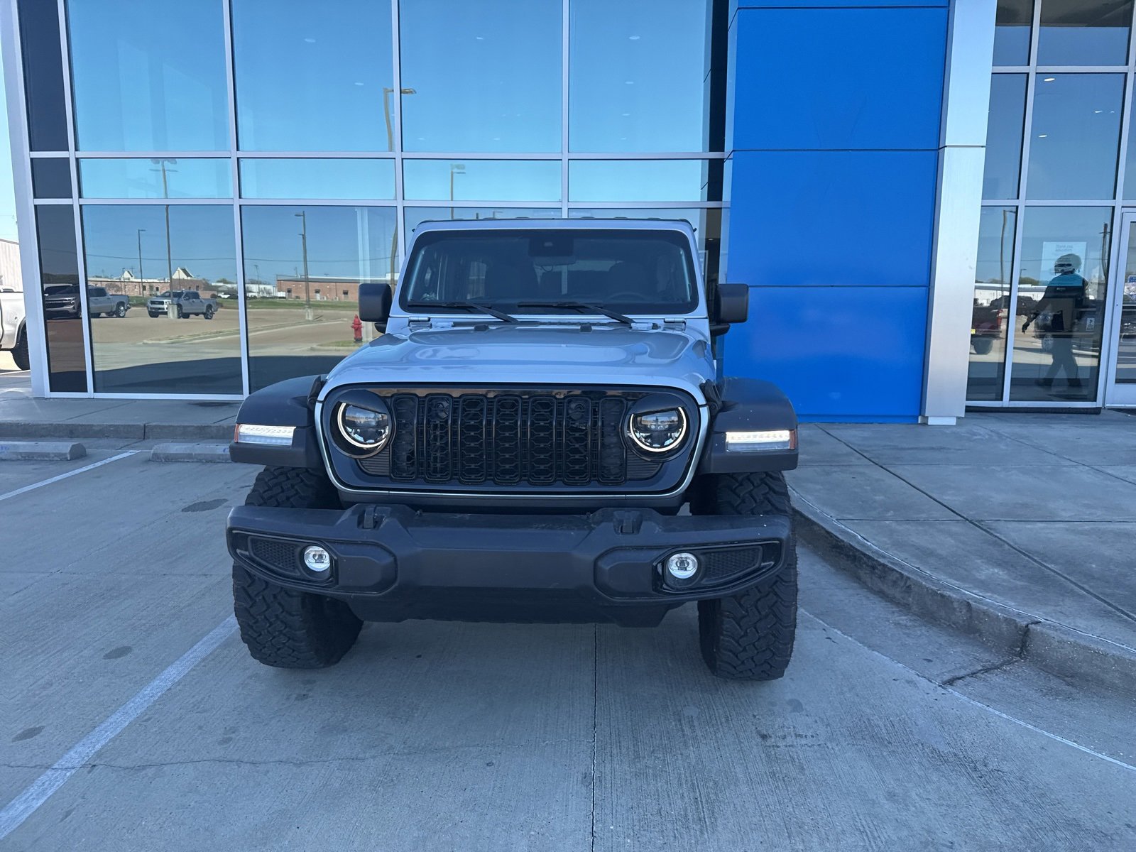 Used 2024 Jeep Wrangler Willys image 4