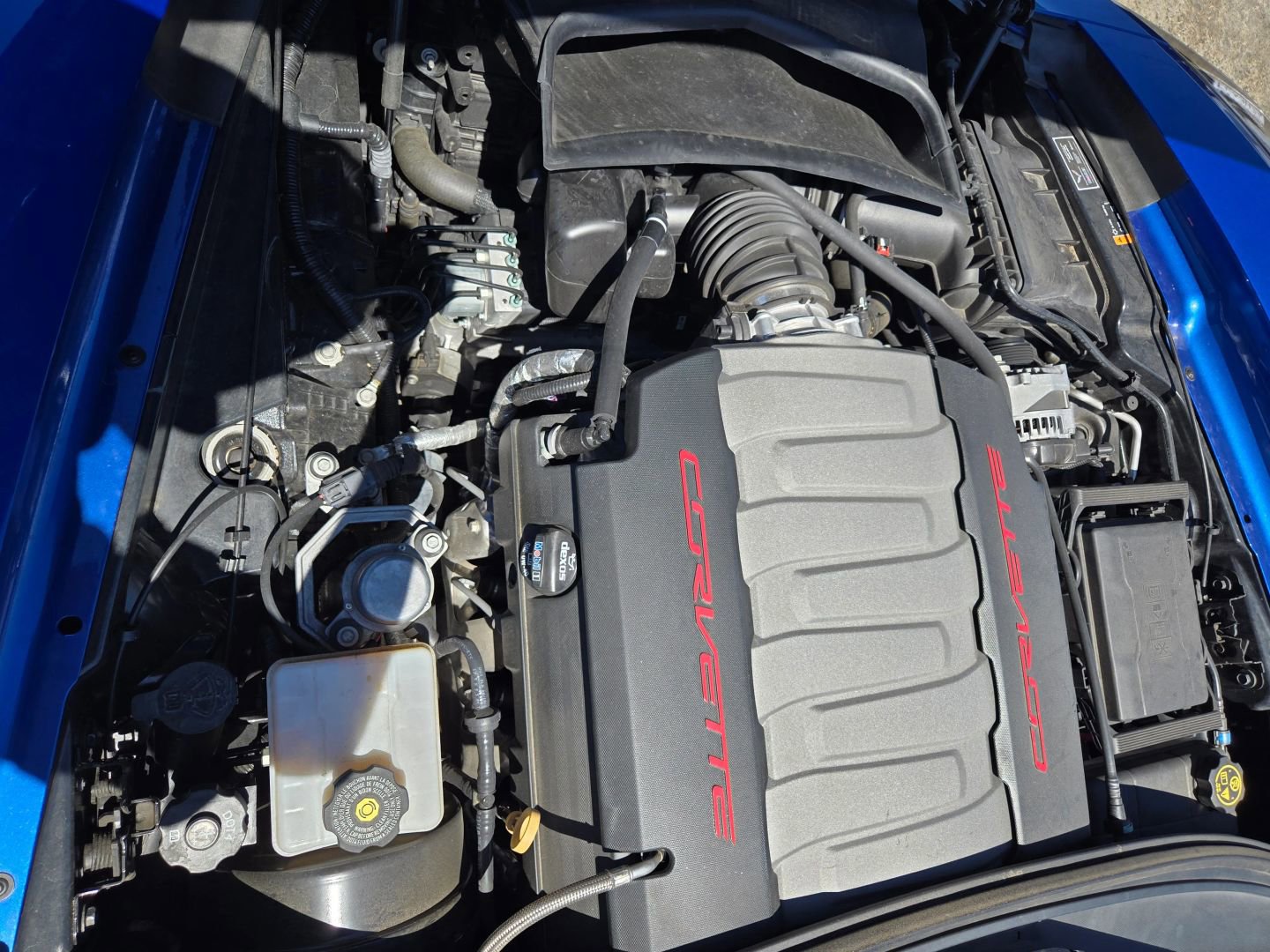 Used 2019 Chevrolet Corvette Stingray Coupe w/ 1LT image 22