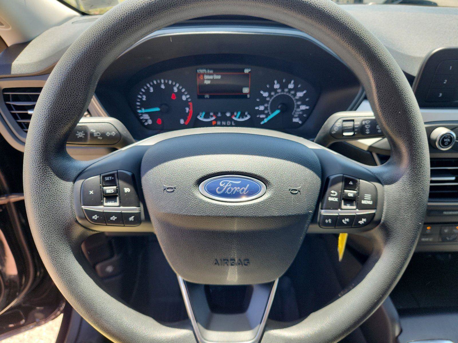 Certified 2022 Ford Escape S AWD/4WD image 18