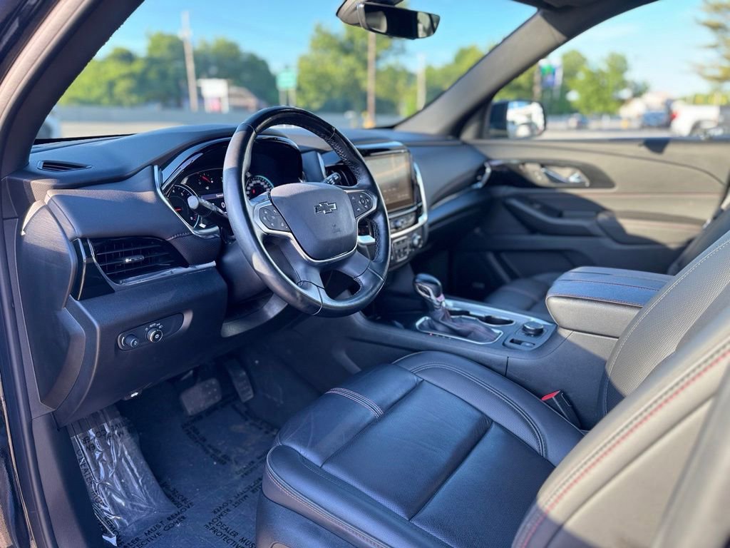 Used 2024 Chevrolet Traverse RS w/ LPO, Floor Liner Package AWD/4WD image 15
