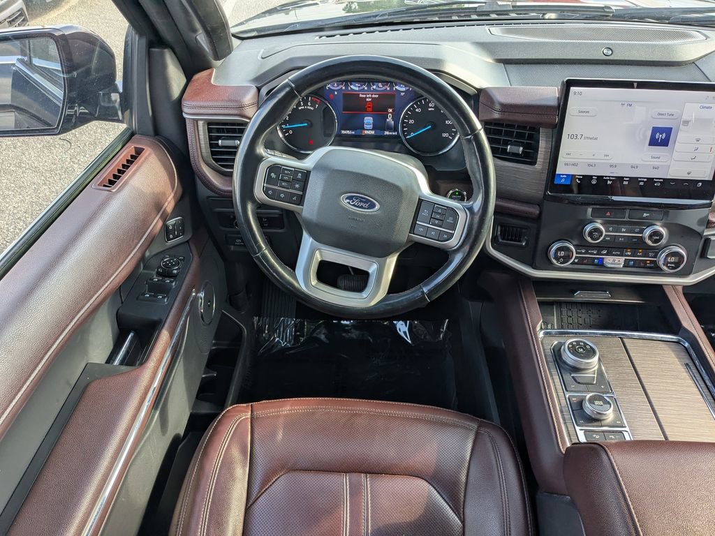 Used 2023 Ford Expedition Limited AWD/4WD image 16
