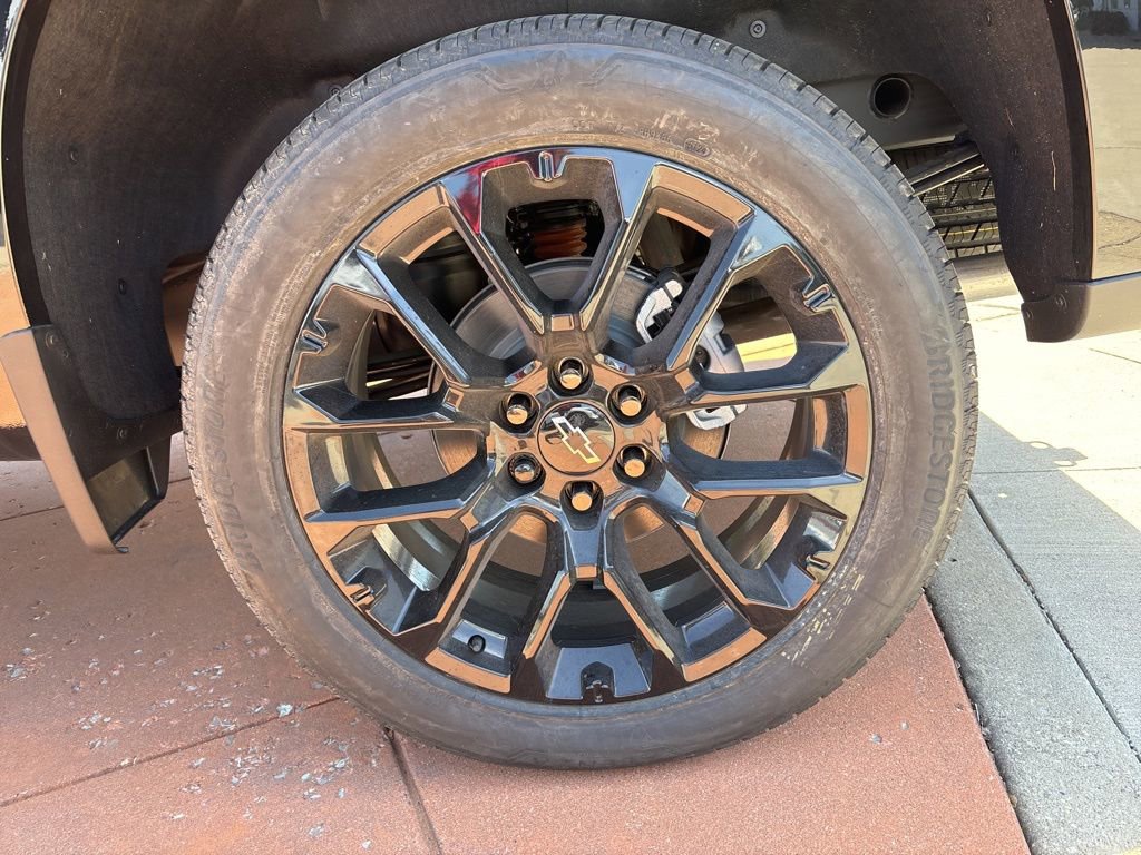 New 2025 Chevrolet Silverado 1500 LTZ w/ Technology Package image 9