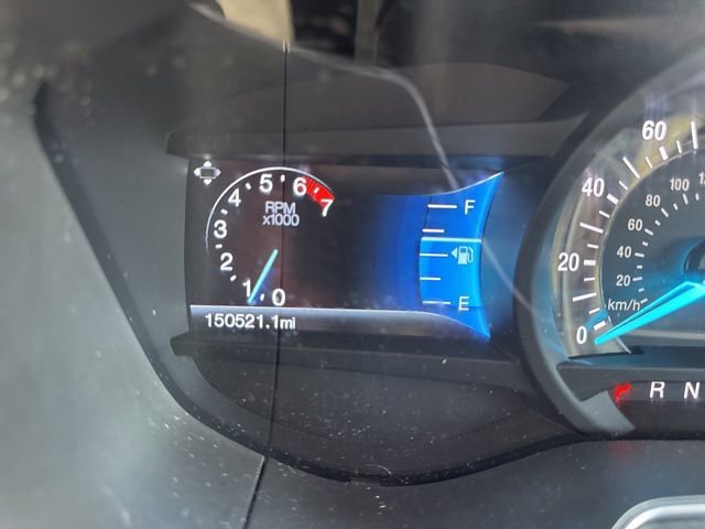 Used 2015 Ford Fusion SE FWD image 25