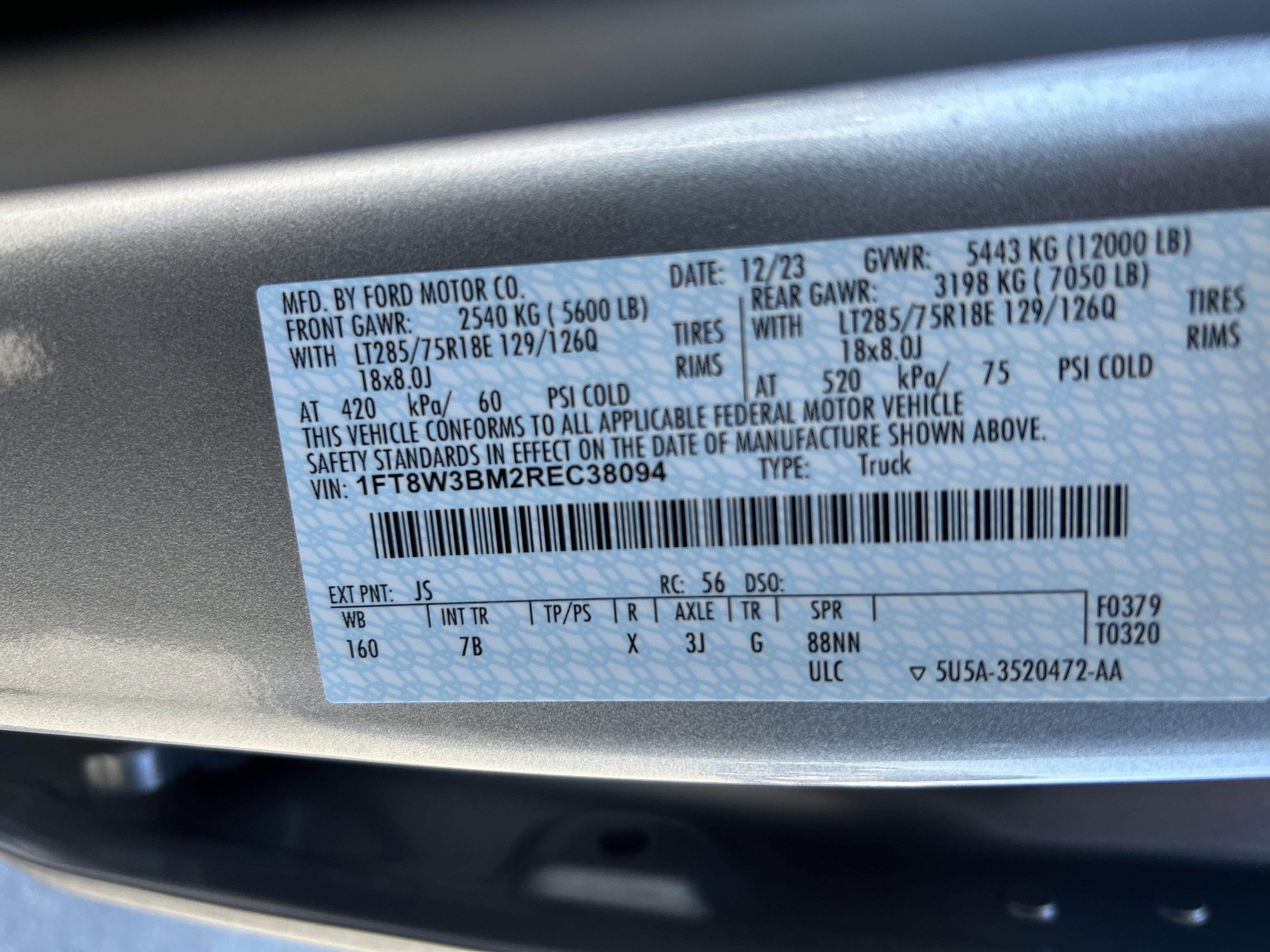 Certified 2024 Ford F350 Platinum w/ Tremor Off-Road Package image 31