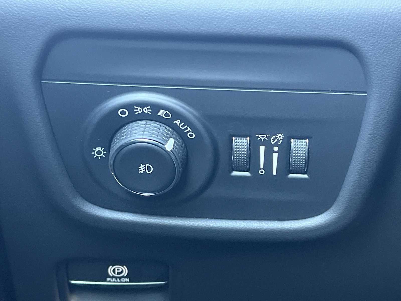 Used 2023 Jeep Grand Cherokee L Summit image 15