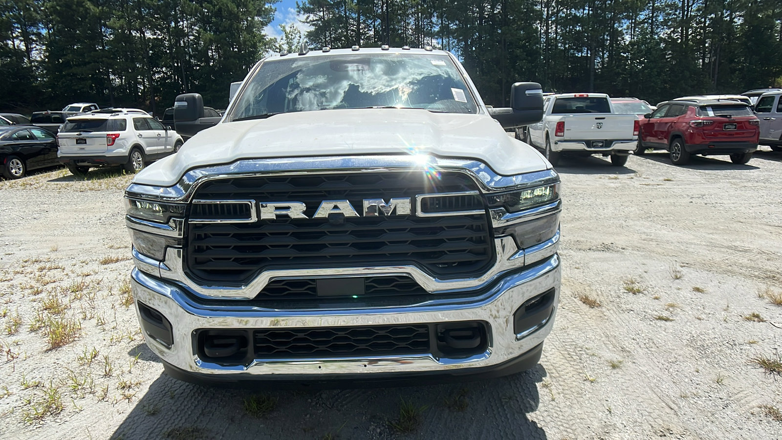 New 2025 RAM 3500 Tradesman AWD/4WD image 3