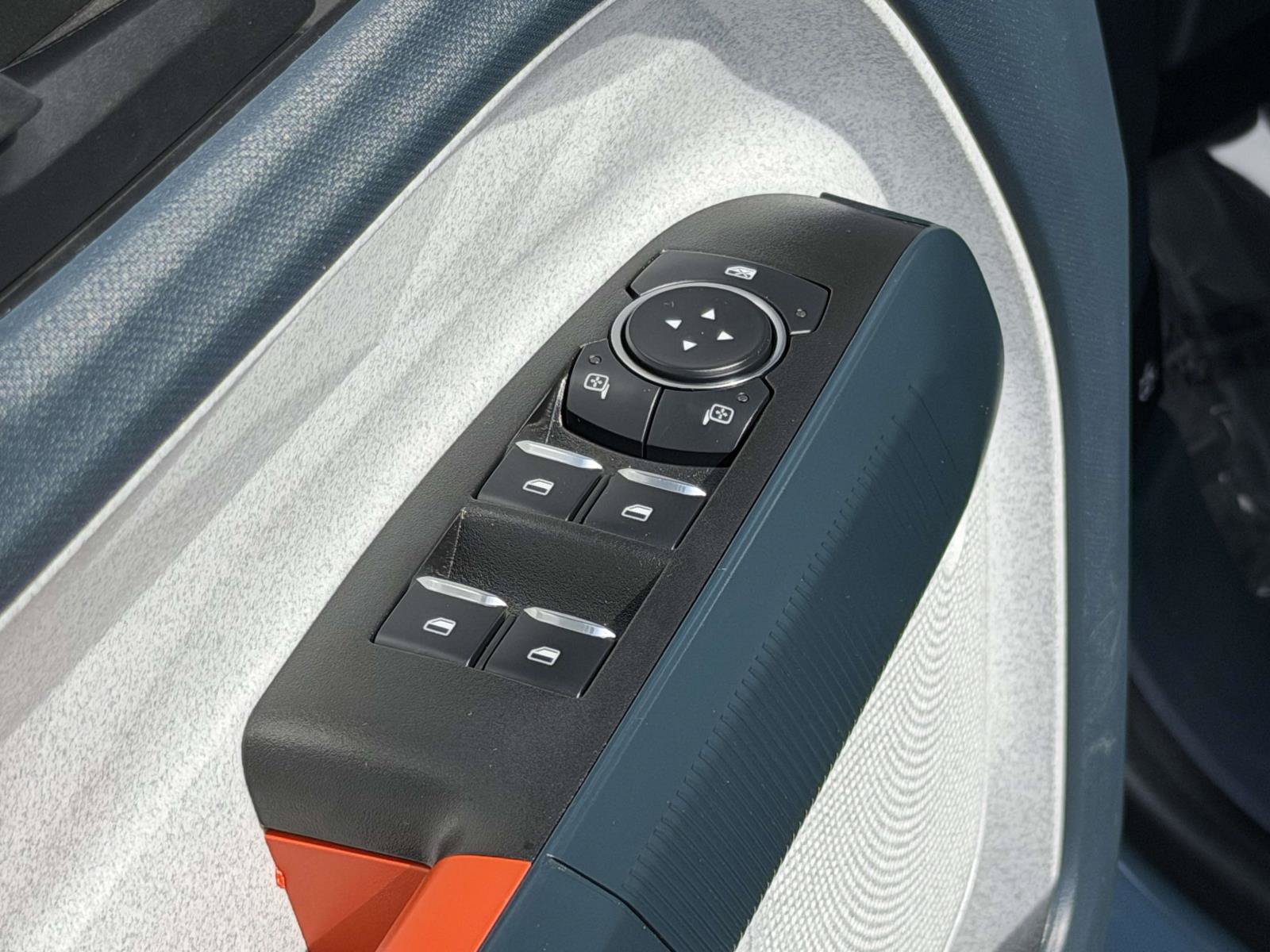 Used 2023 Ford Maverick XLT FWD image 19