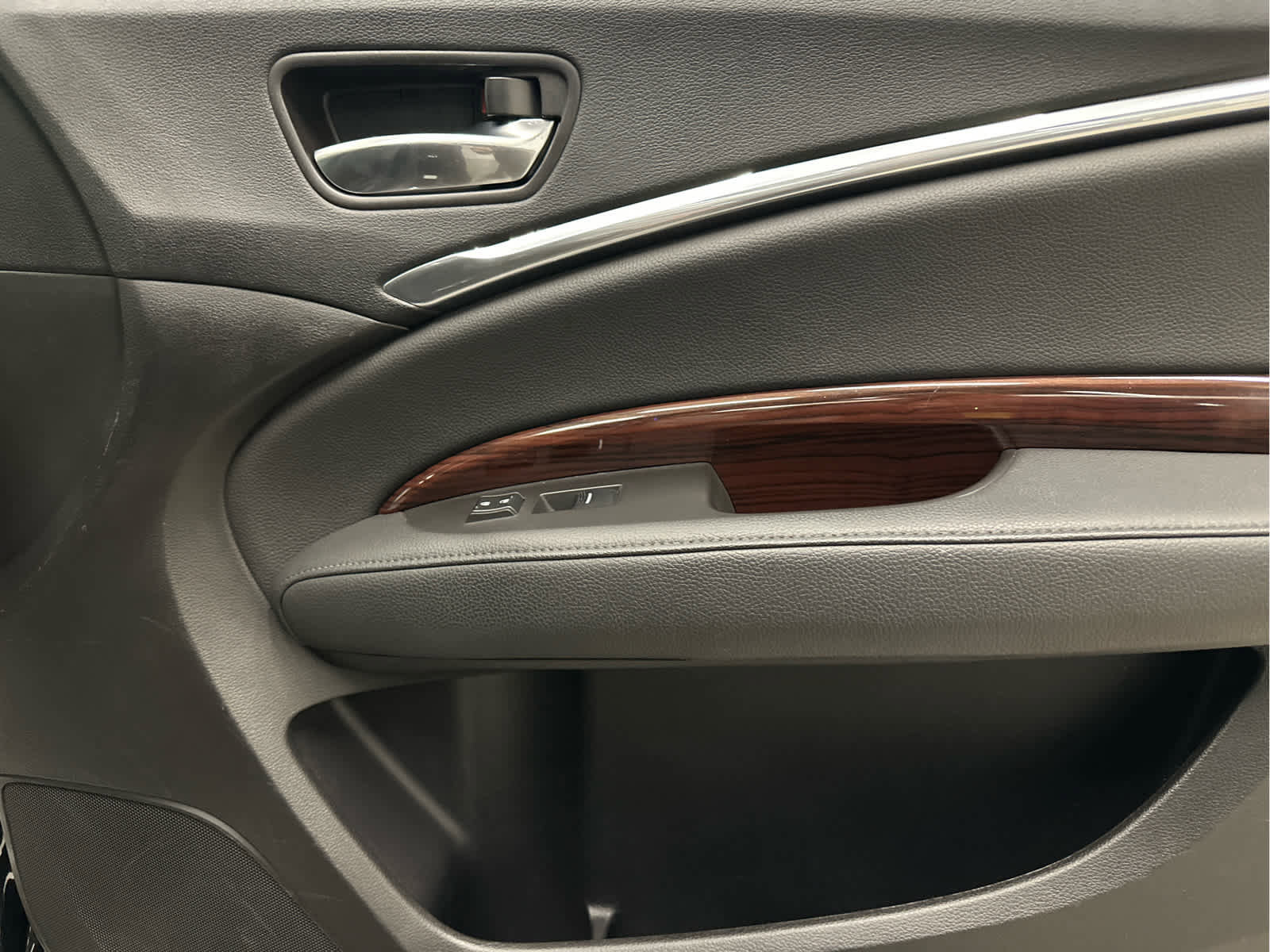 Used 2016 Acura MDX SH-AWD image 20