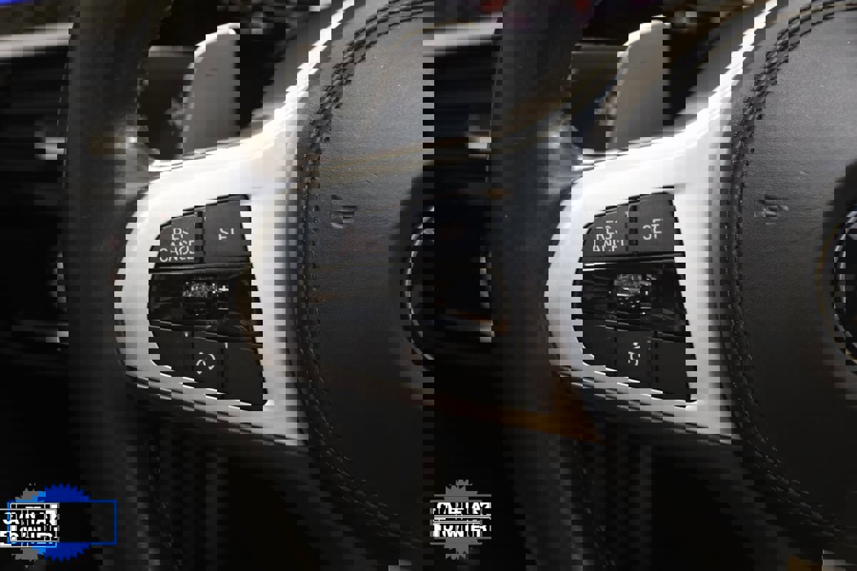 Used 2020 BMW M550i xDrive w/ Premium Package image 39