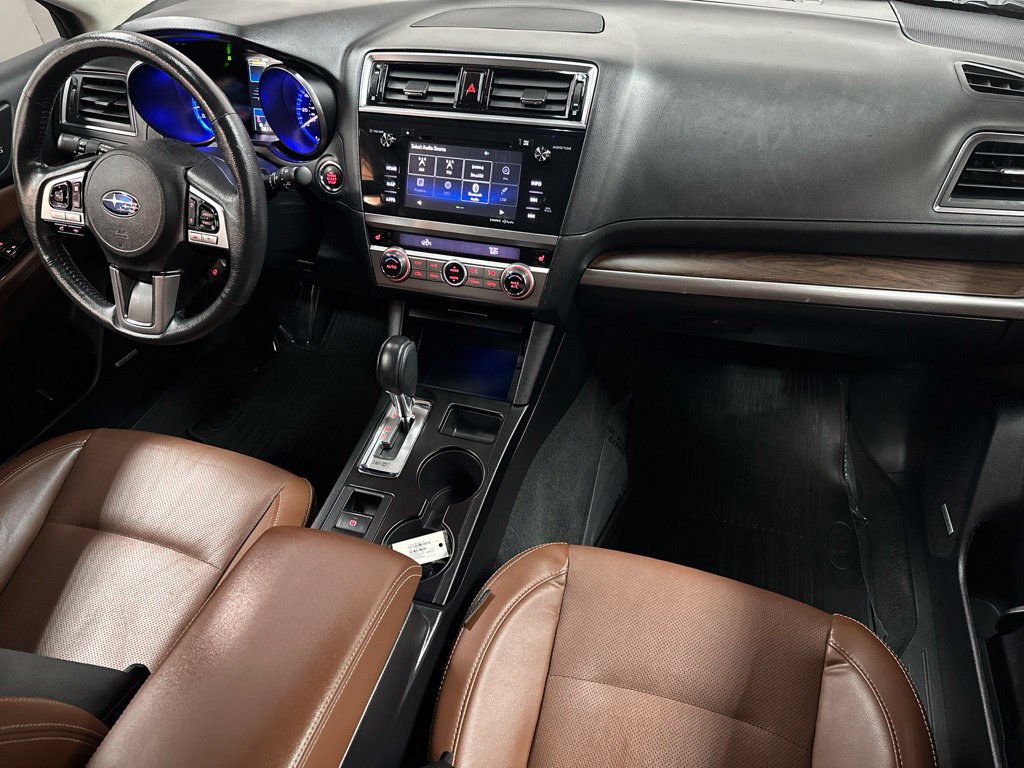 Used 2017 Subaru Outback 2.5i Touring AWD/4WD image 11