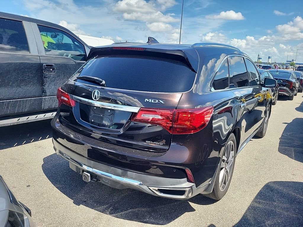 Used 2017 Acura MDX SH-AWD w/ Advance Package image 4