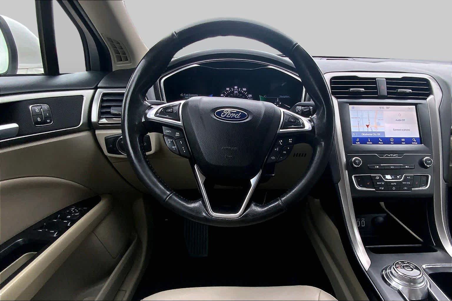 Used 2020 Ford Fusion SEL FWD image 6