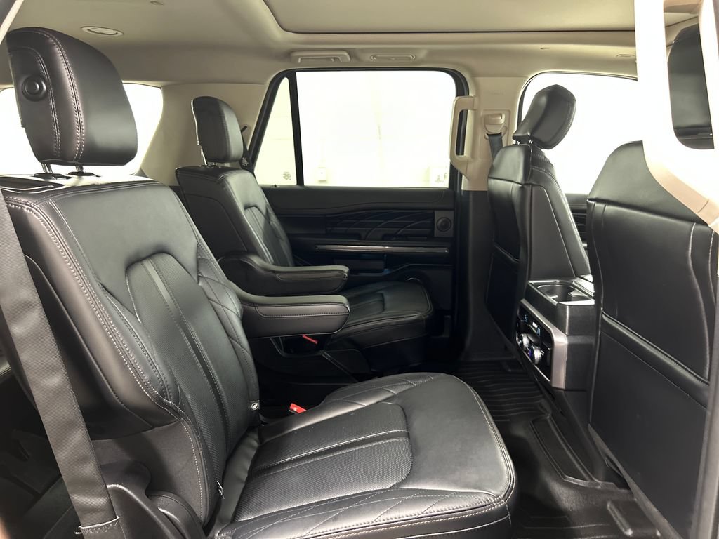 Certified 2020 Ford Expedition Platinum RWD image 35