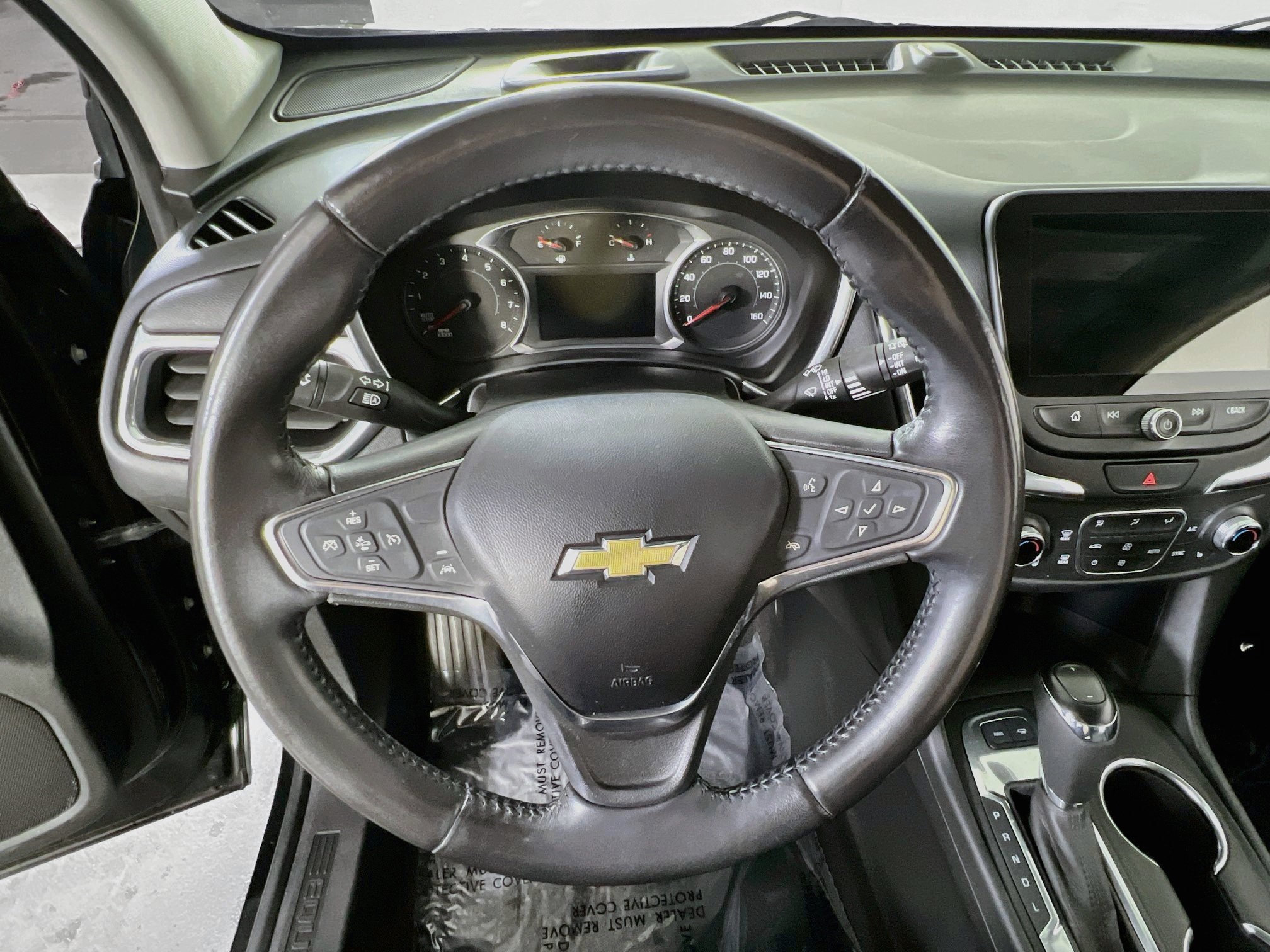 Used 2020 Chevrolet Equinox LT w/ Midnight Edition AWD/4WD image 11