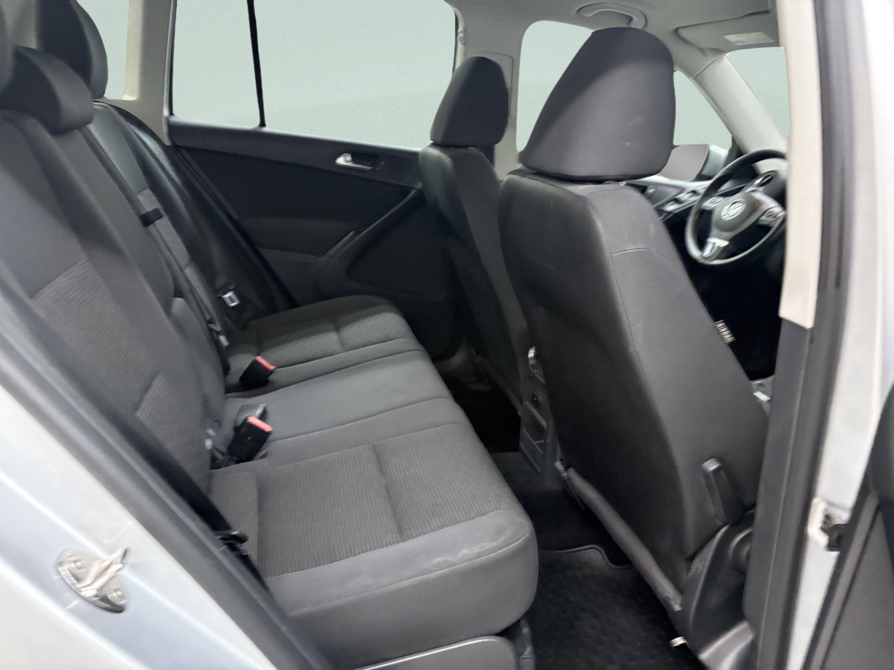 Used 2014 Volkswagen Tiguan S FWD image 22