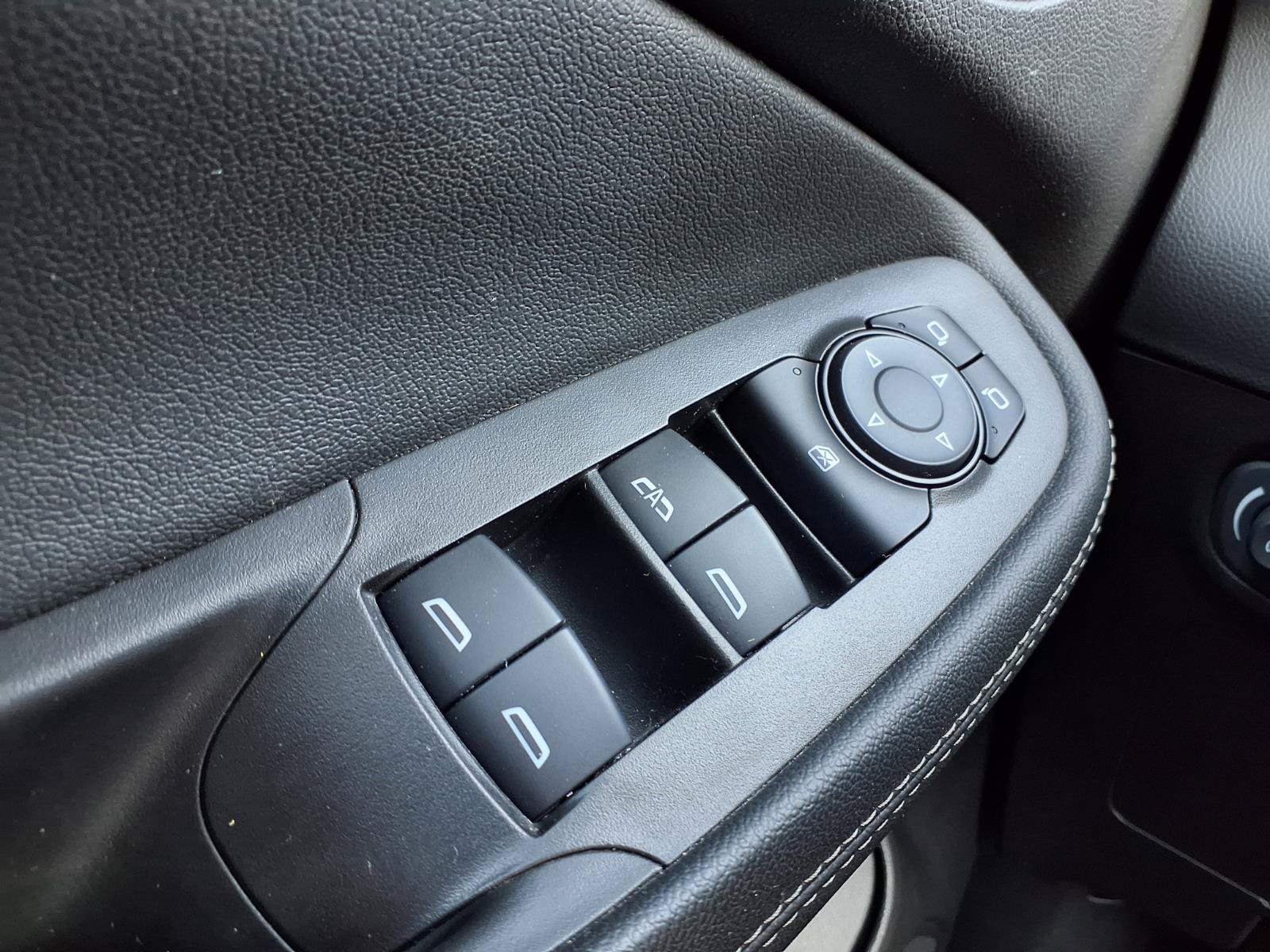 Used 2022 Buick Encore GX Preferred w/ Cold Weather Comfort Package FWD image 23