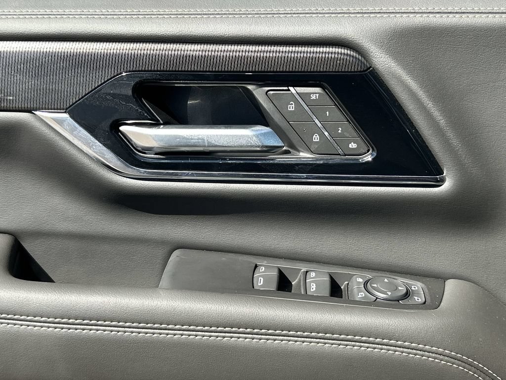 New 2026 GMC Yukon Elevation AWD/4WD image 24