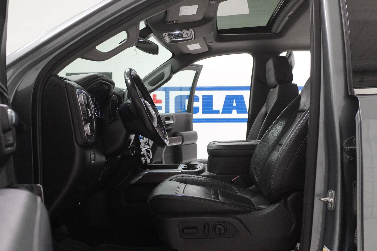 Used 2021 GMC Sierra 1500 Denali RWD image 5