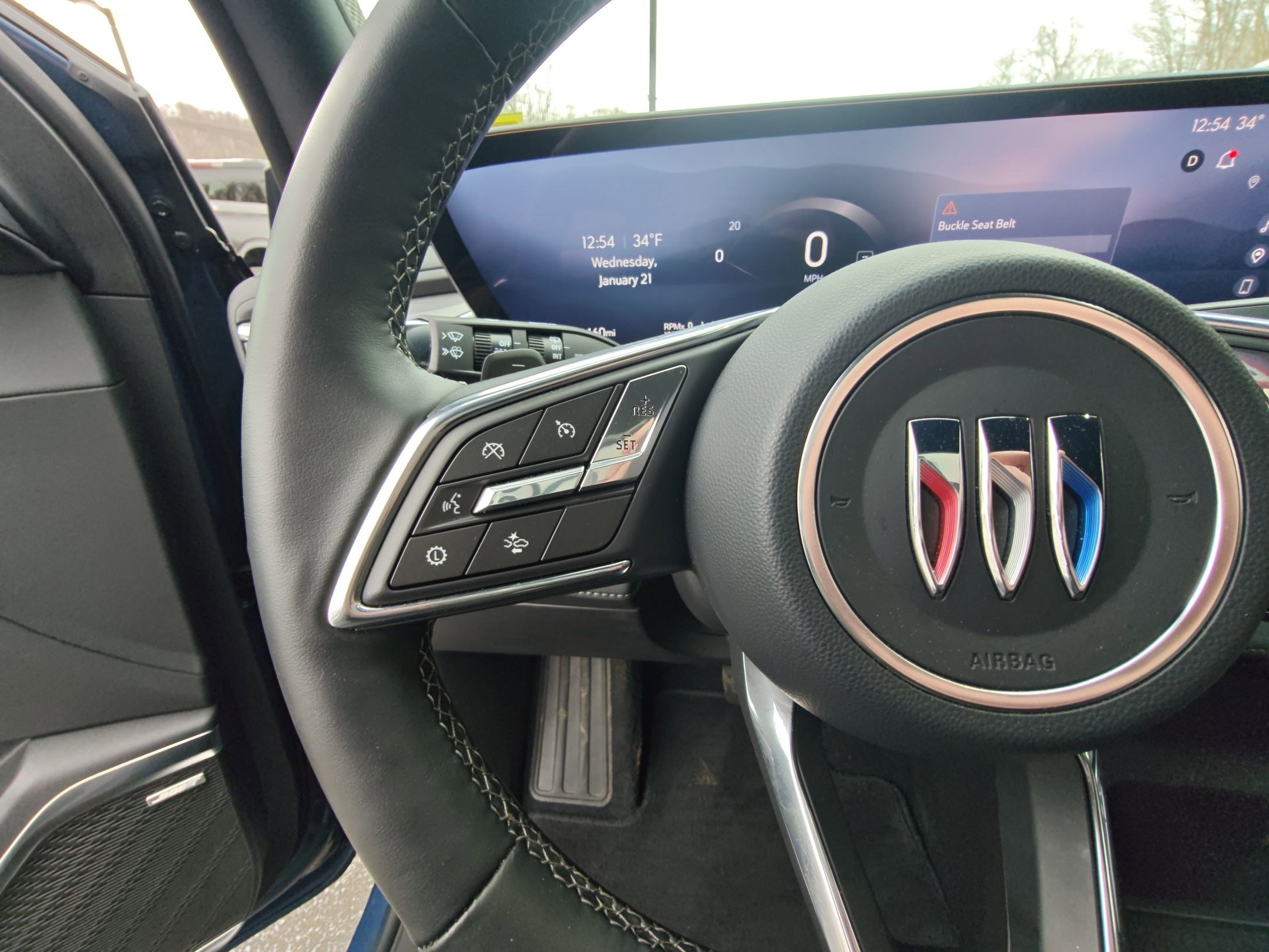 Certified 2025 Buick Enclave Preferred image 16