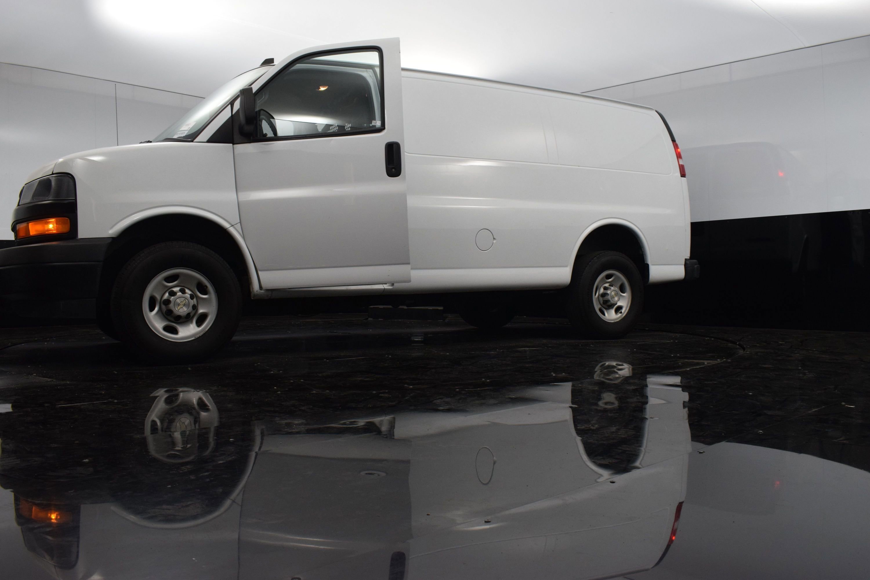 Used 2022 Chevrolet Express 2500 w/ Driver Convenience Package image 34