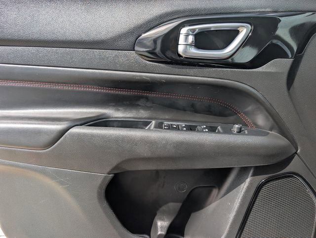 Used 2024 Jeep Compass Trailhawk AWD/4WD image 18