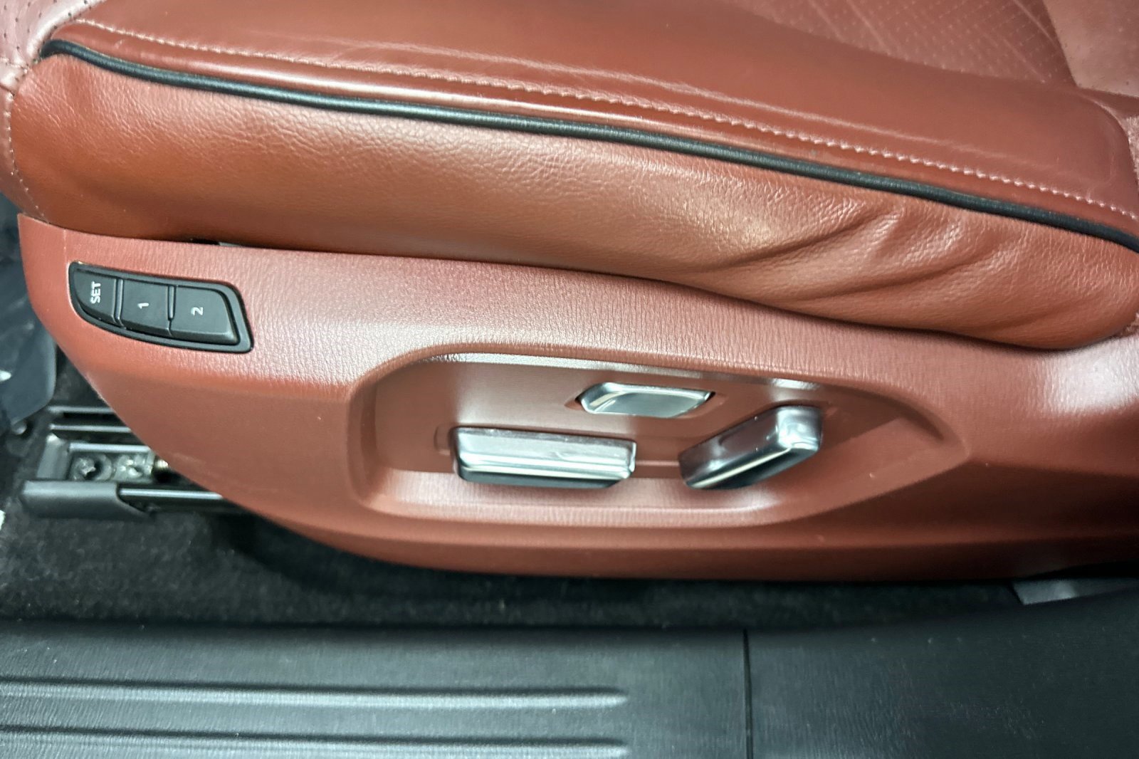 Used 2018 MAZDA CX-9 Signature image 13