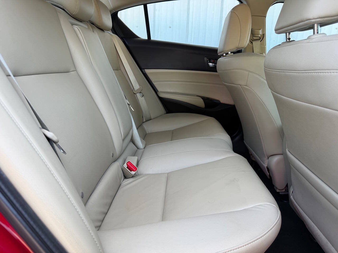Used 2017 Acura ILX FWD image 16