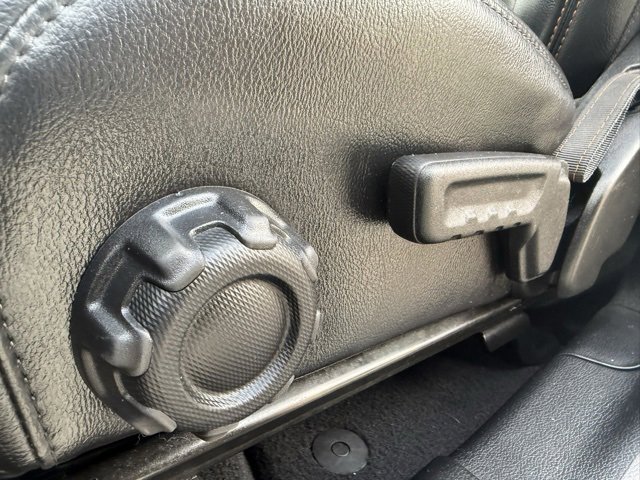 Used 2021 Jeep Gladiator Mojave image 16