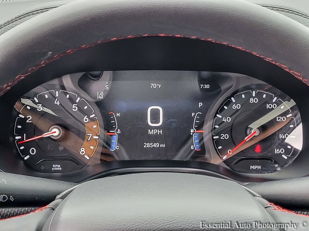 Used 2025 Jeep Compass Trailhawk AWD/4WD image 17