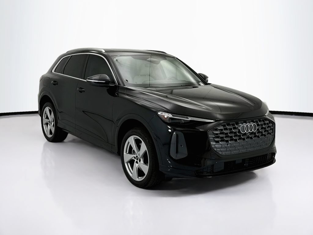 Certified 2025 Audi Q5 Premium w/ Premium Plus AWD/4WD image 3
