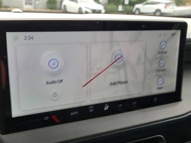 New 2025 Ford Maverick XL w/ Equipment Group 101A image 28