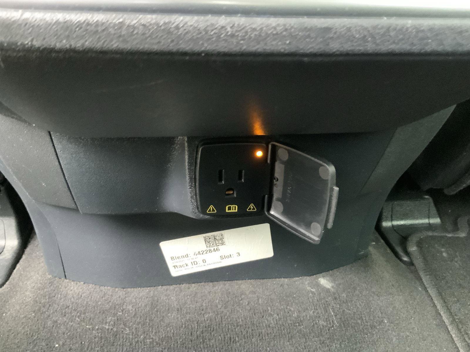 Used 2025 Ford Expedition Platinum image 63