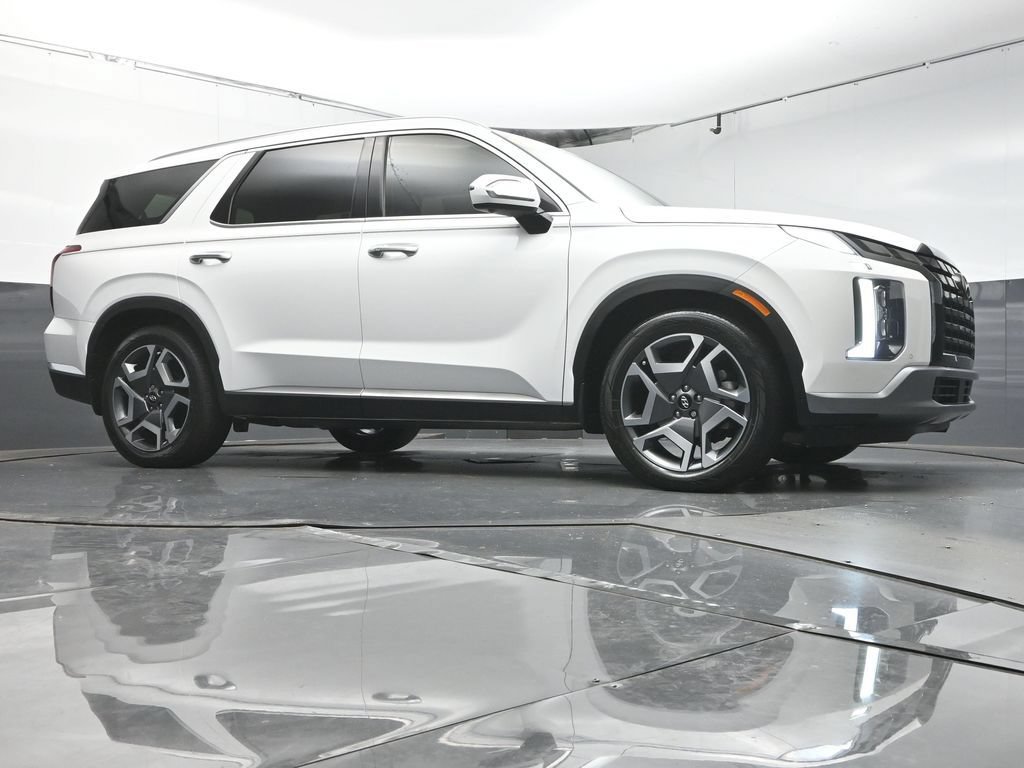 Used 2024 Hyundai Palisade Limited FWD image 33
