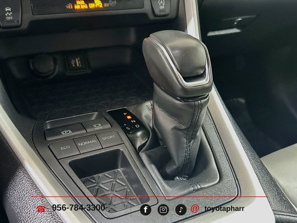 Used 2025 Toyota RAV4 XLE Premium FWD image 15