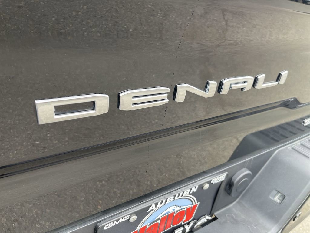 Used 2024 GMC Sierra 3500 Denali w/ Denali Reserve Package AWD/4WD image 33