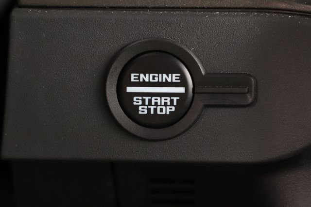 Used 2025 Ford Bronco 4-Door image 32